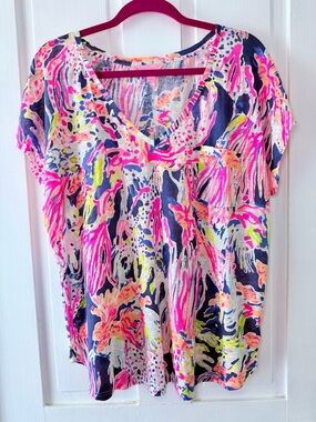 Lilly Pulitzer 100% Linen Etta V-Neck Pocket Tee - XL